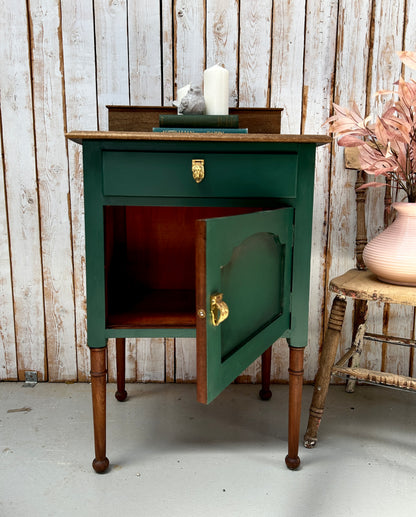 Vintage oak pot cupboard