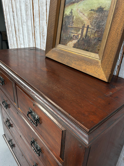 Vintage chest of drawers