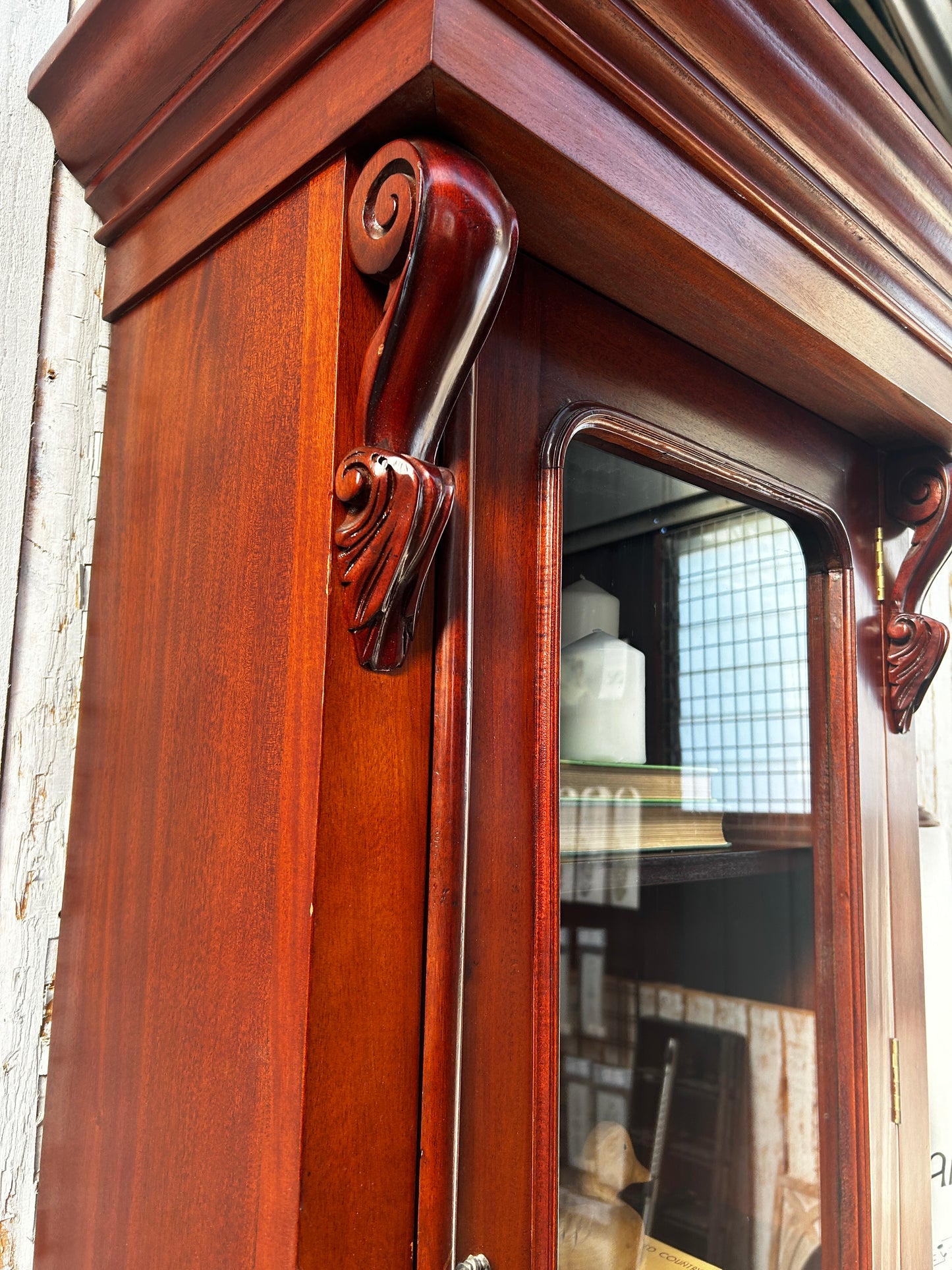 Reproduction Victorian era display case/bookcase