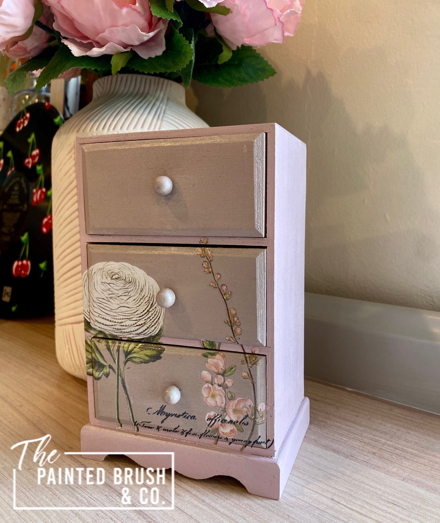 Pretty in pink mini drawers