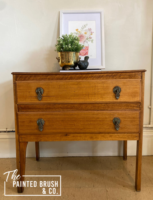 Vintage pine dresser